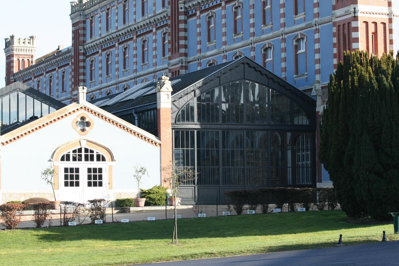 Les Suites Champenoises Tinqueux Kültér fotó