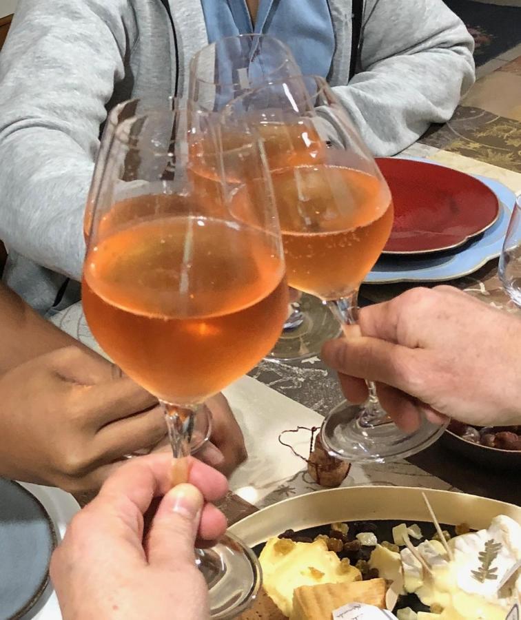 Les Suites Champenoises Tinqueux Kültér fotó